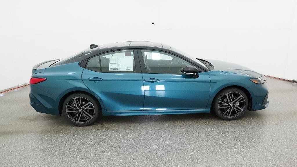 New 2026 Ocean Gem with Midnight Black Metallic roof Toyota XSE image 14