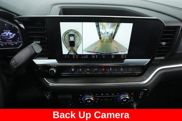 Used 2025 White GMC SLT image 29