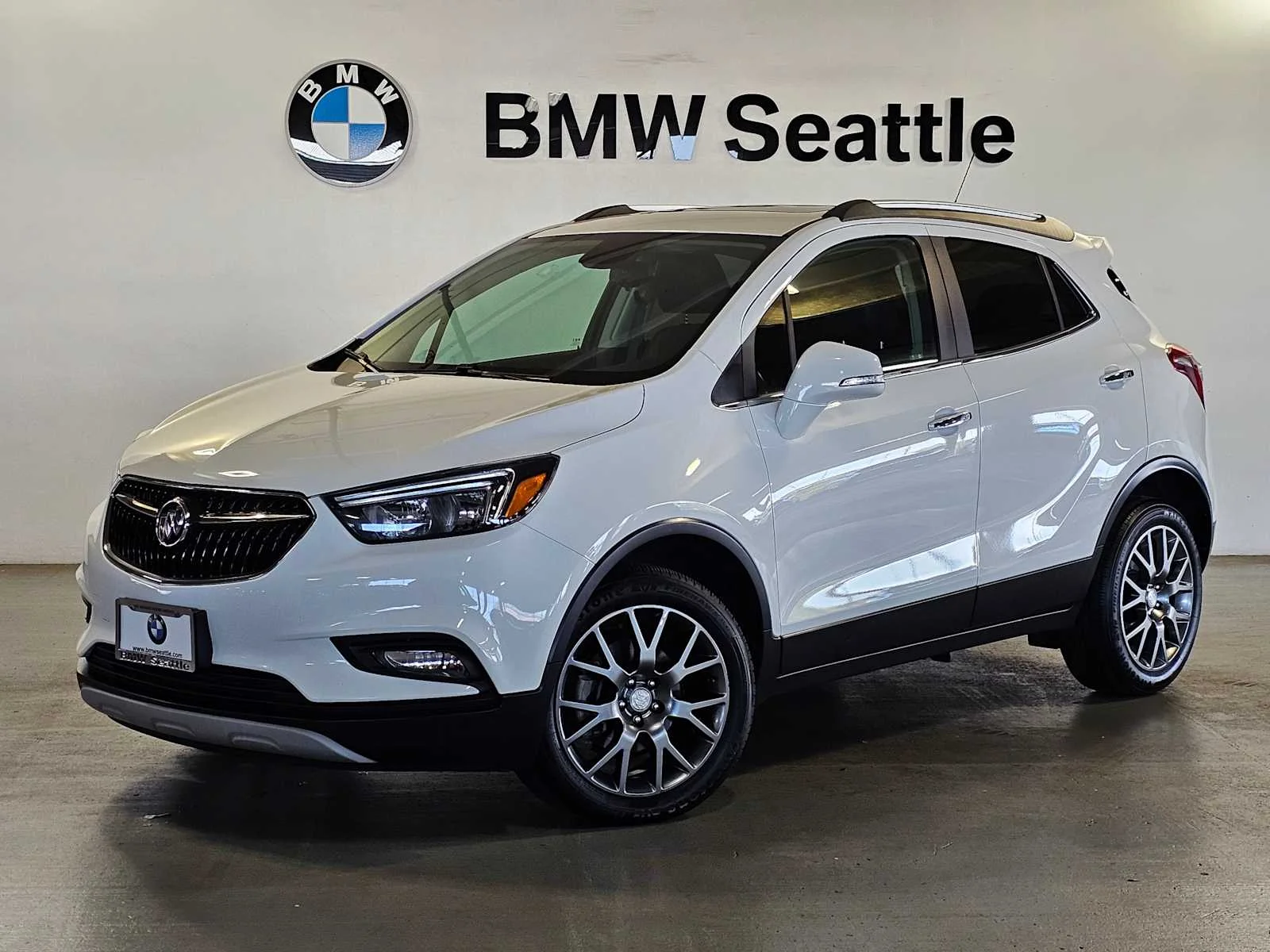 Used 2019 Summit White Buick Sport Touring image 1