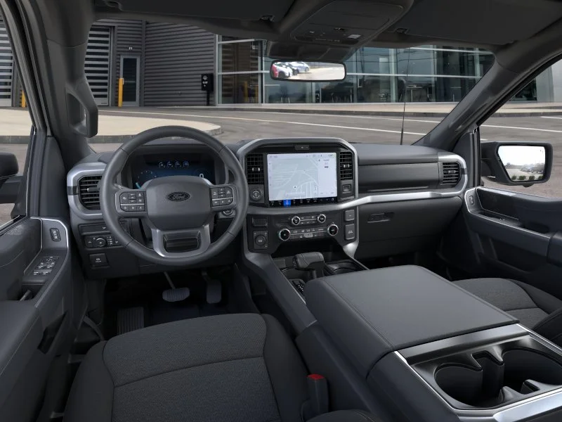 New 2026 Oxford White Ford XLT image 9