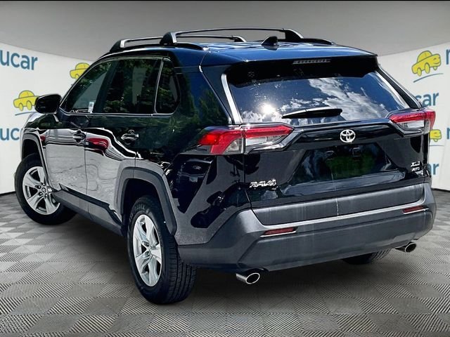 Used 2020 Black Toyota XLE image 2