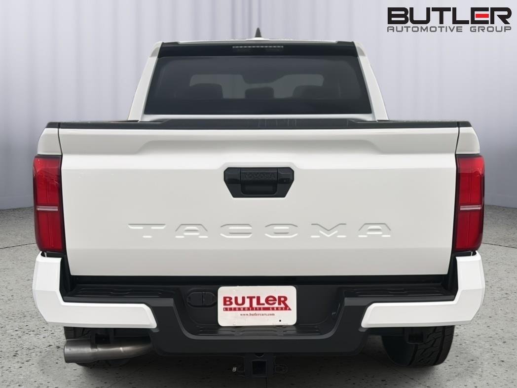 New 2026 Ice Cap Toyota SR5 image 5