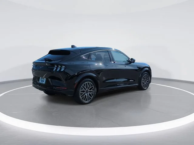 Used 2024 Black Ford Premium image 8