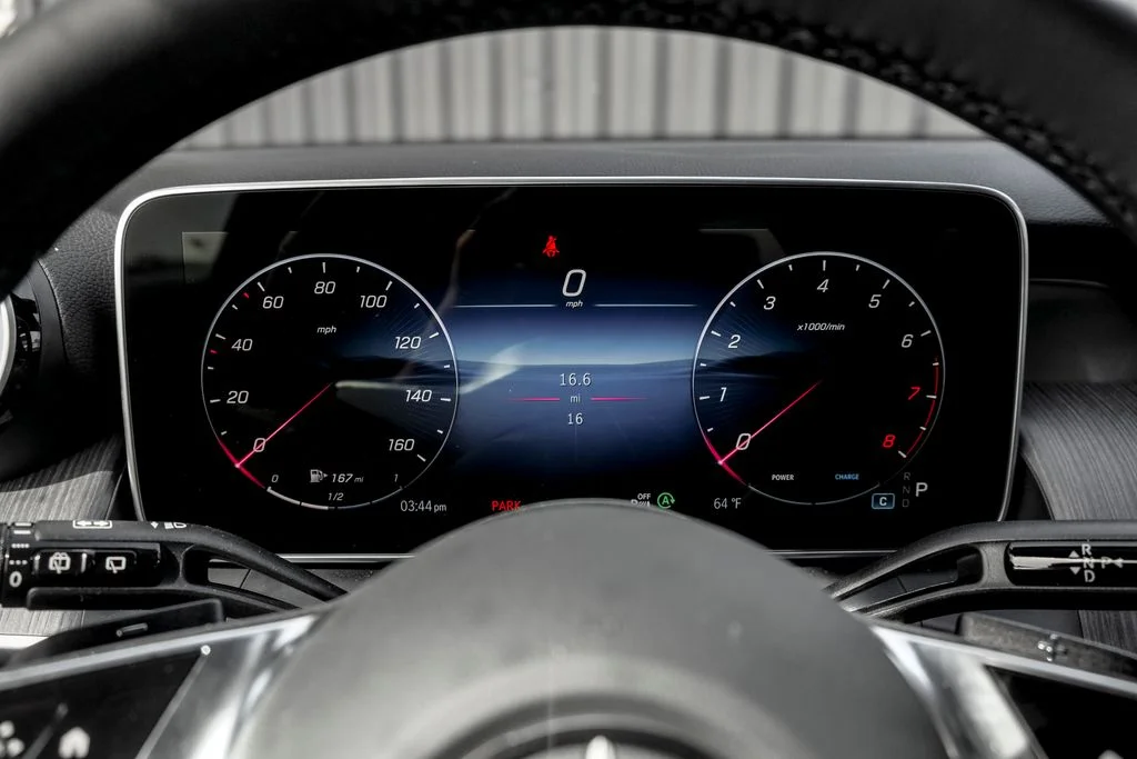New 2026 Black Mercedes-Benz GLC 300 image 13