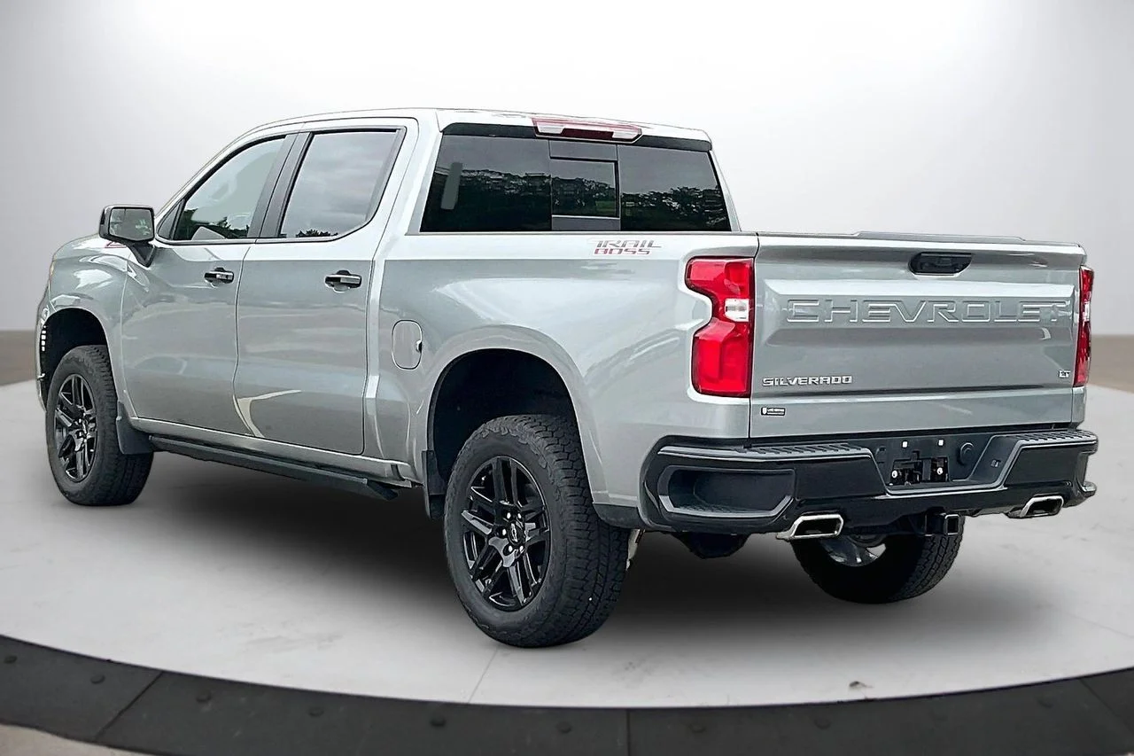 Certified Used 2025 Gray Chevrolet LT Trail Boss image 7