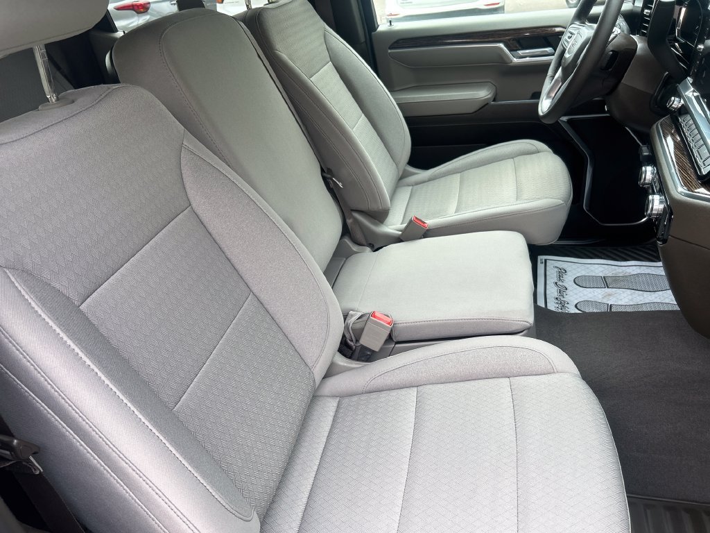 2025 GMC Sierra 1500 SLE - Photo 13