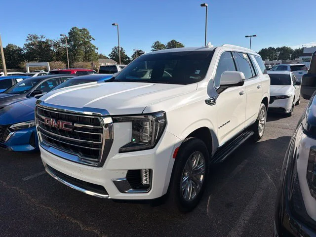 Used 2024 Summit White GMC SLT image 1