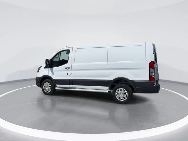 Used 2023 White Ford  image 5