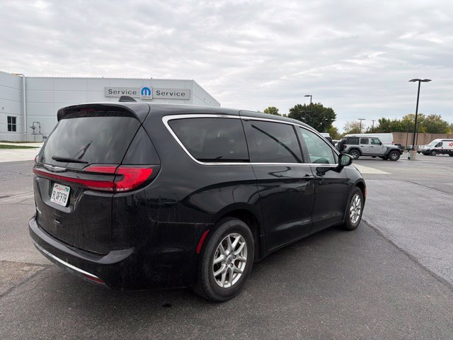 Used 2024 Black Chrysler Touring L image 3