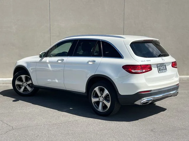 Used 2016 White Mercedes-Benz GLC 300 image 6
