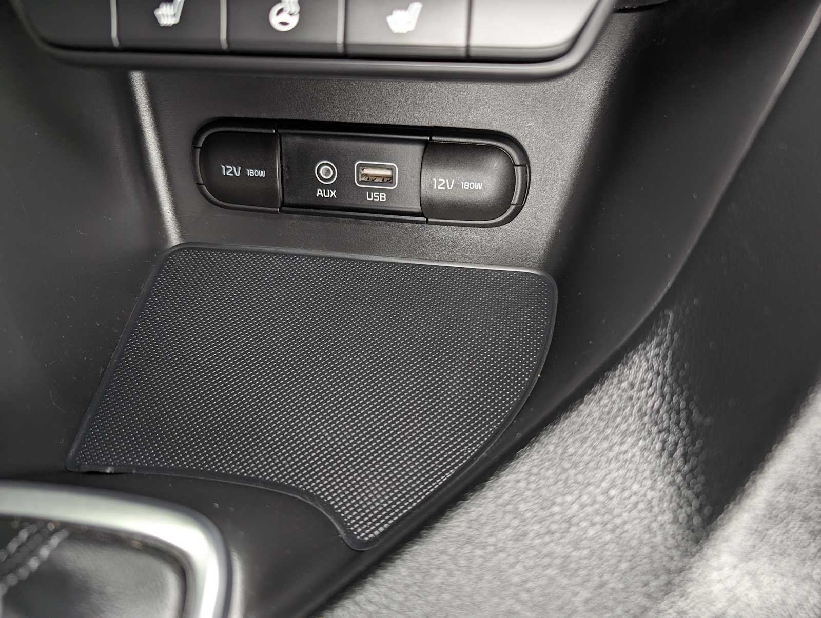 Used 2018 Snow White Pearl Kia EX image 30