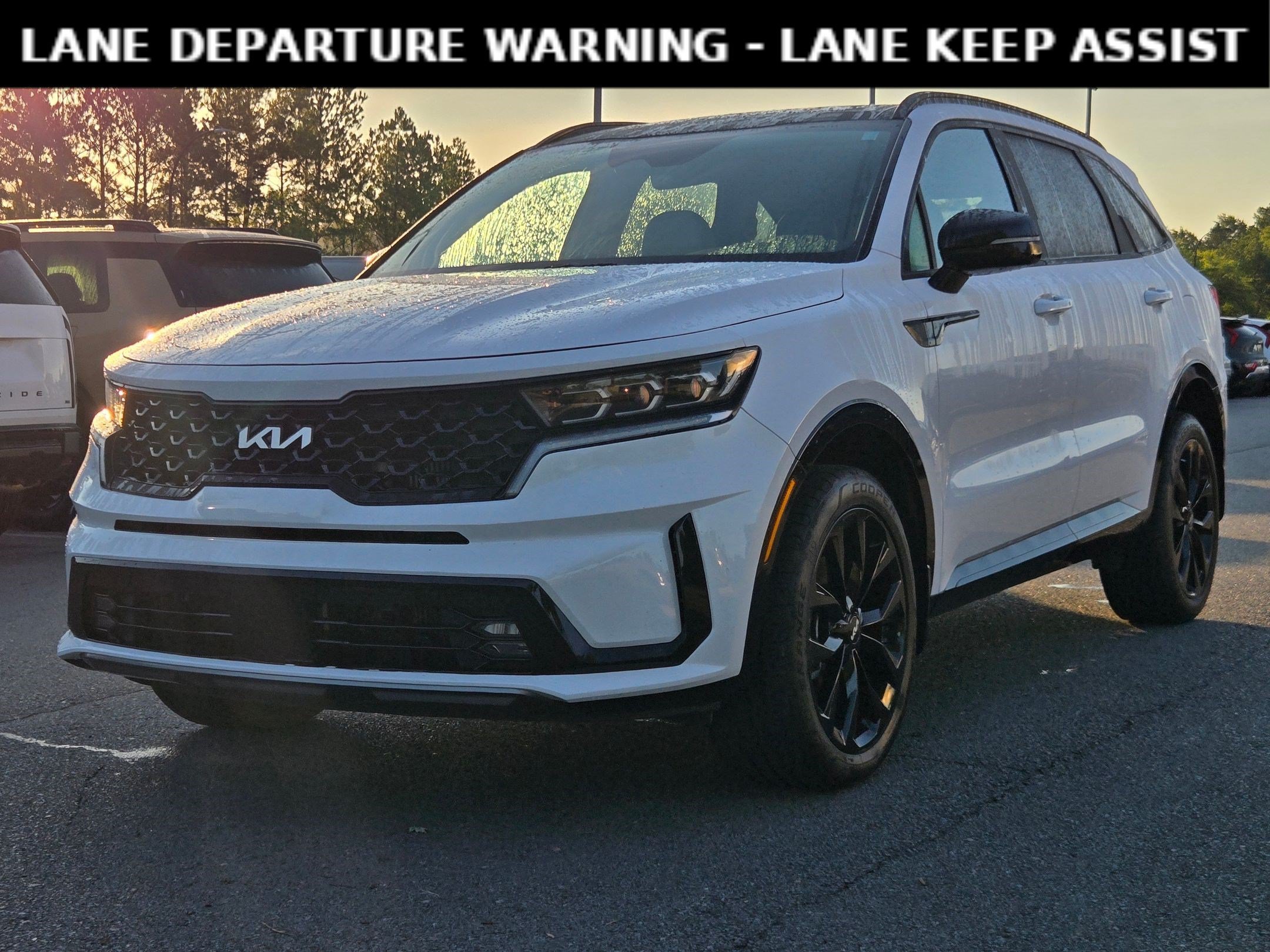 Used 2023 Glacial White Pearl Kia SX image 3