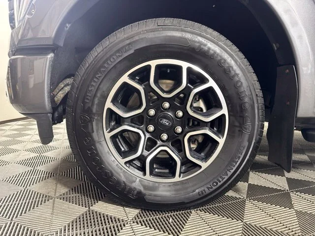 Used 2021 Gray Ford XLT image 10