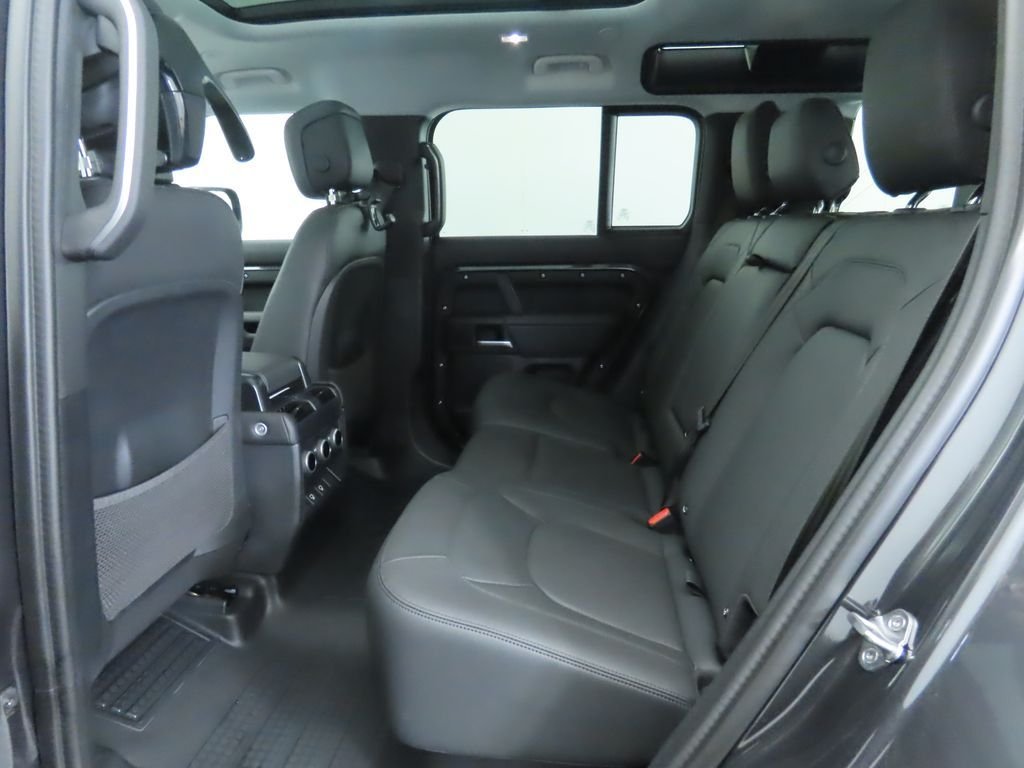 Used 2025 Carpathian Grey Prem Met Land Rover S image 23