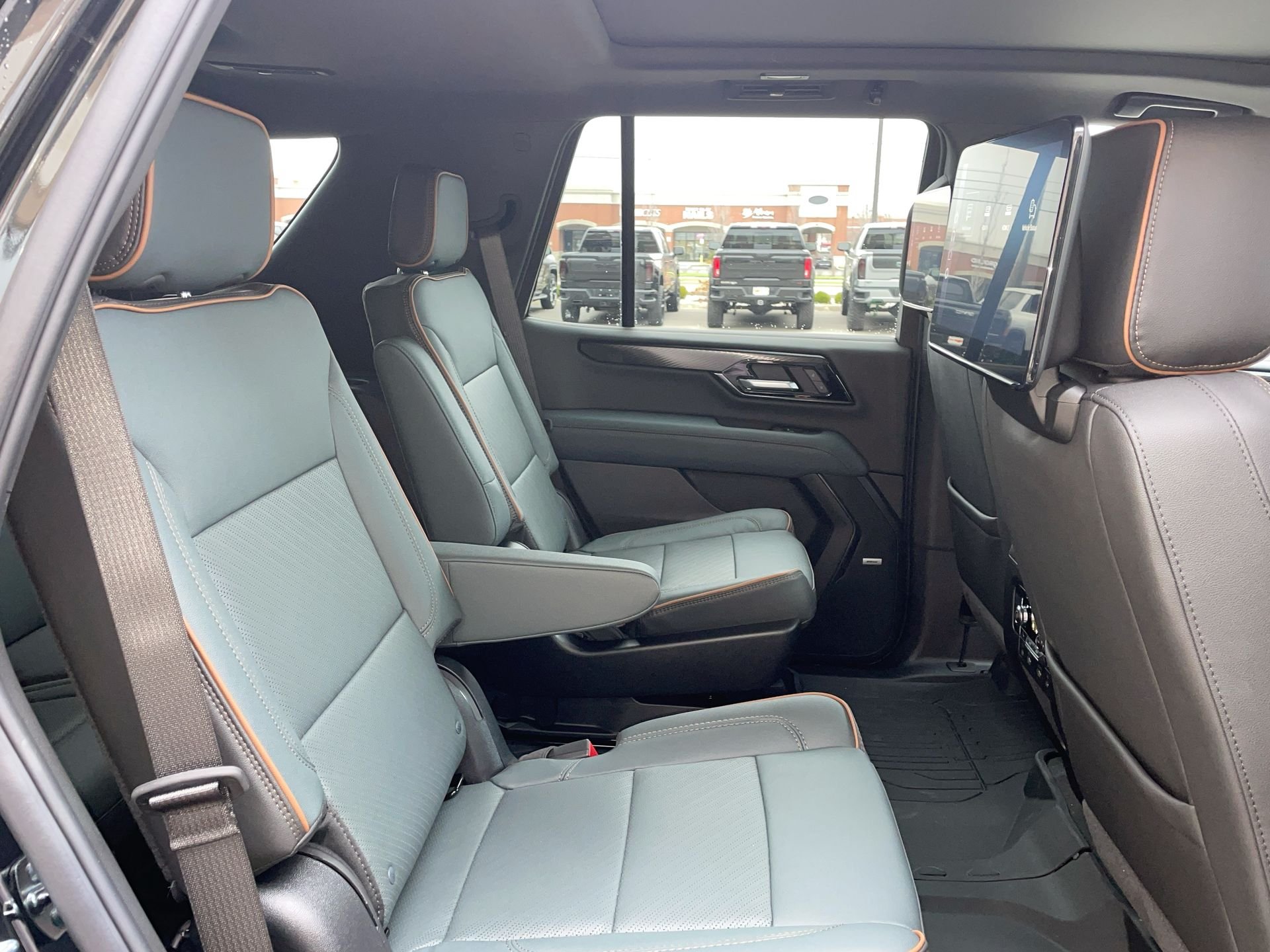 2026 GMC Yukon AT4 - Photo 94