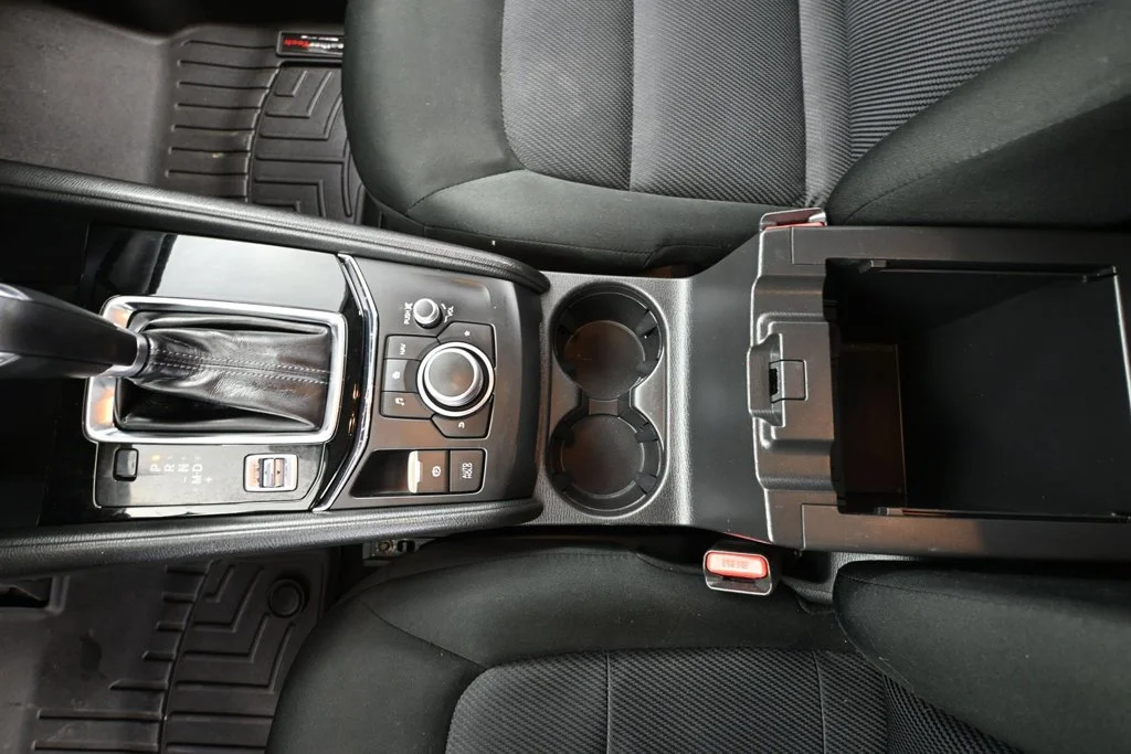 Used 2020 Black Mazda Sport image 26