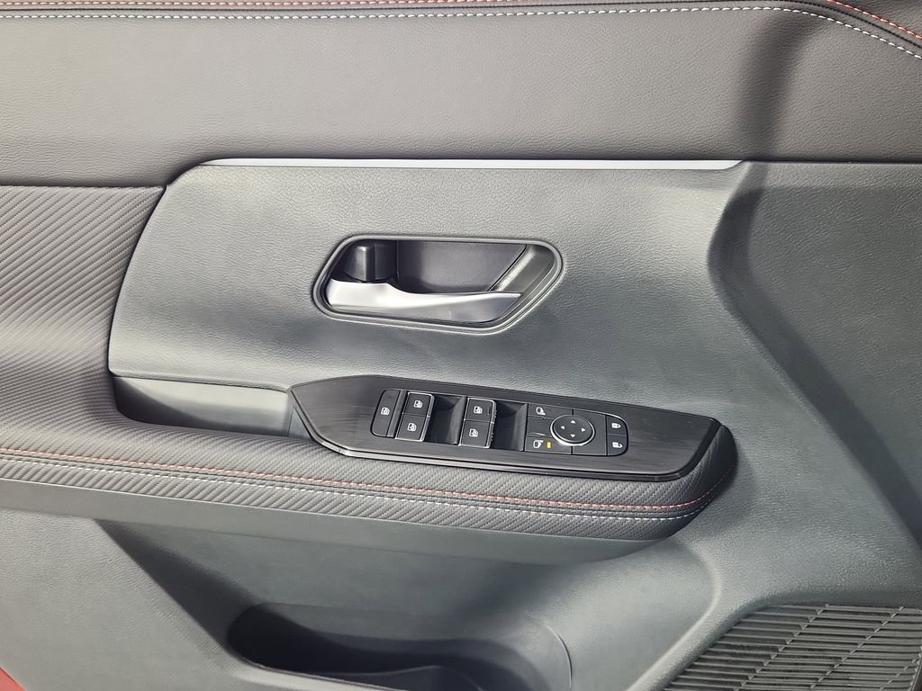 2026 Nissan KICKS SR AWD - Photo 8