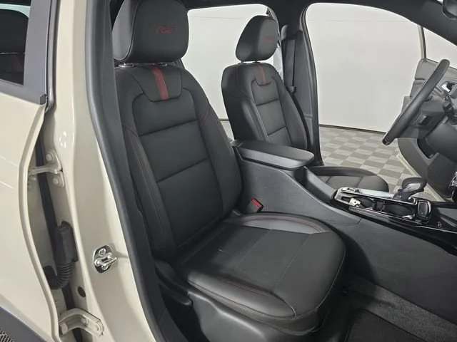 Used 2026 White Sands Chevrolet 2RS image 19