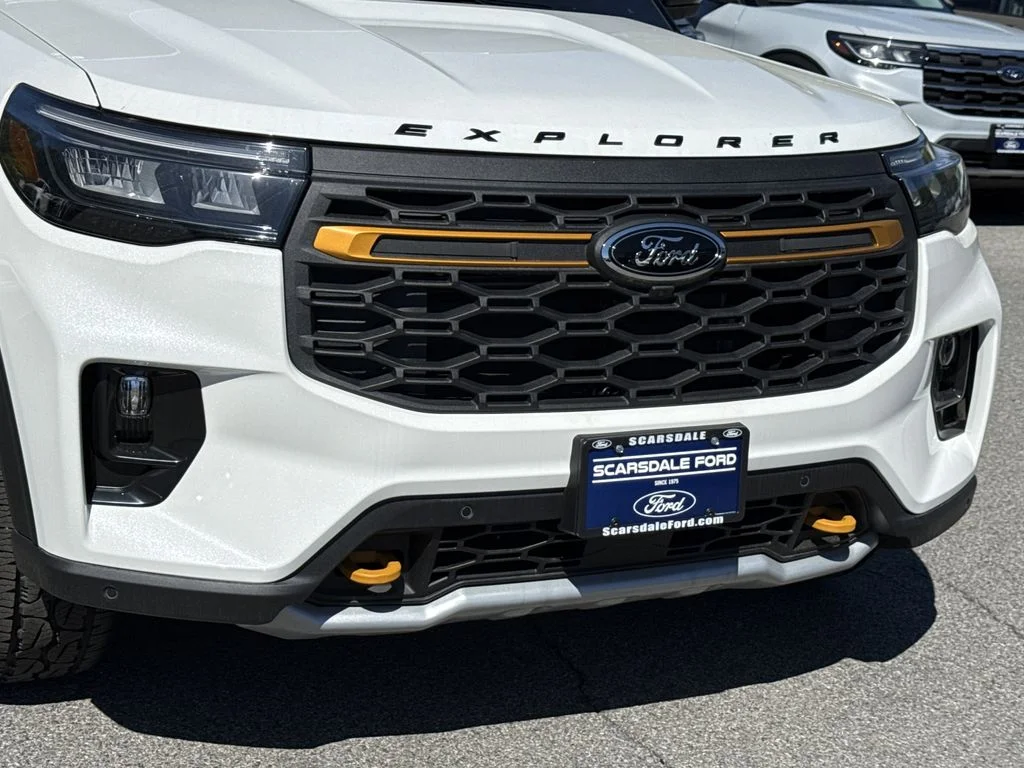 New 2026 White Ford Tremor image 8