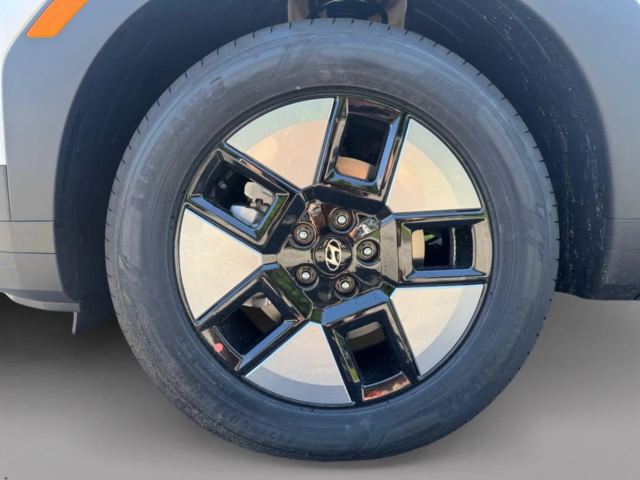 New 2026 White Hyundai SE image 8