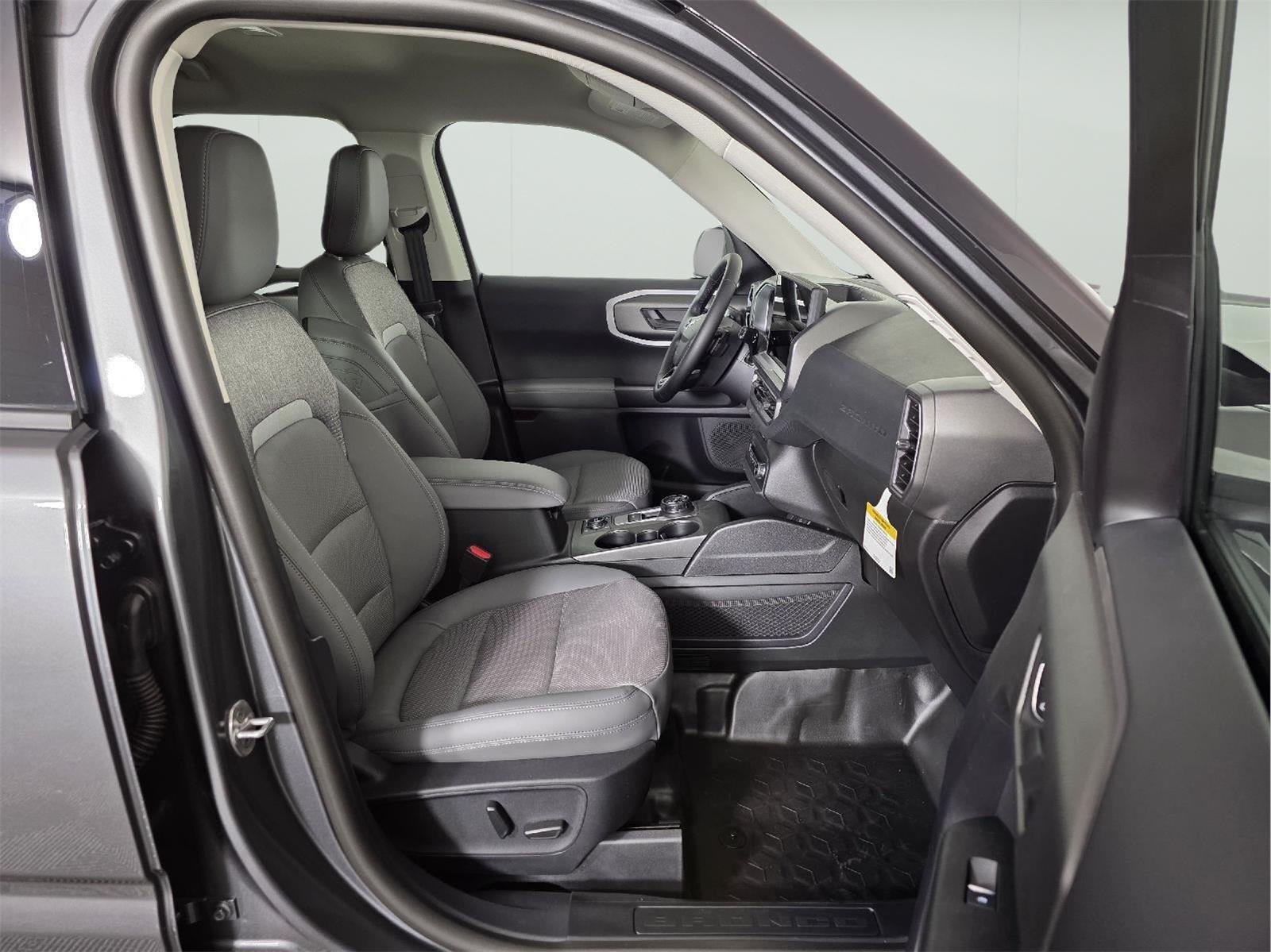 Used 2026 Carbonized Gray Metallic Ford Badlands image 23