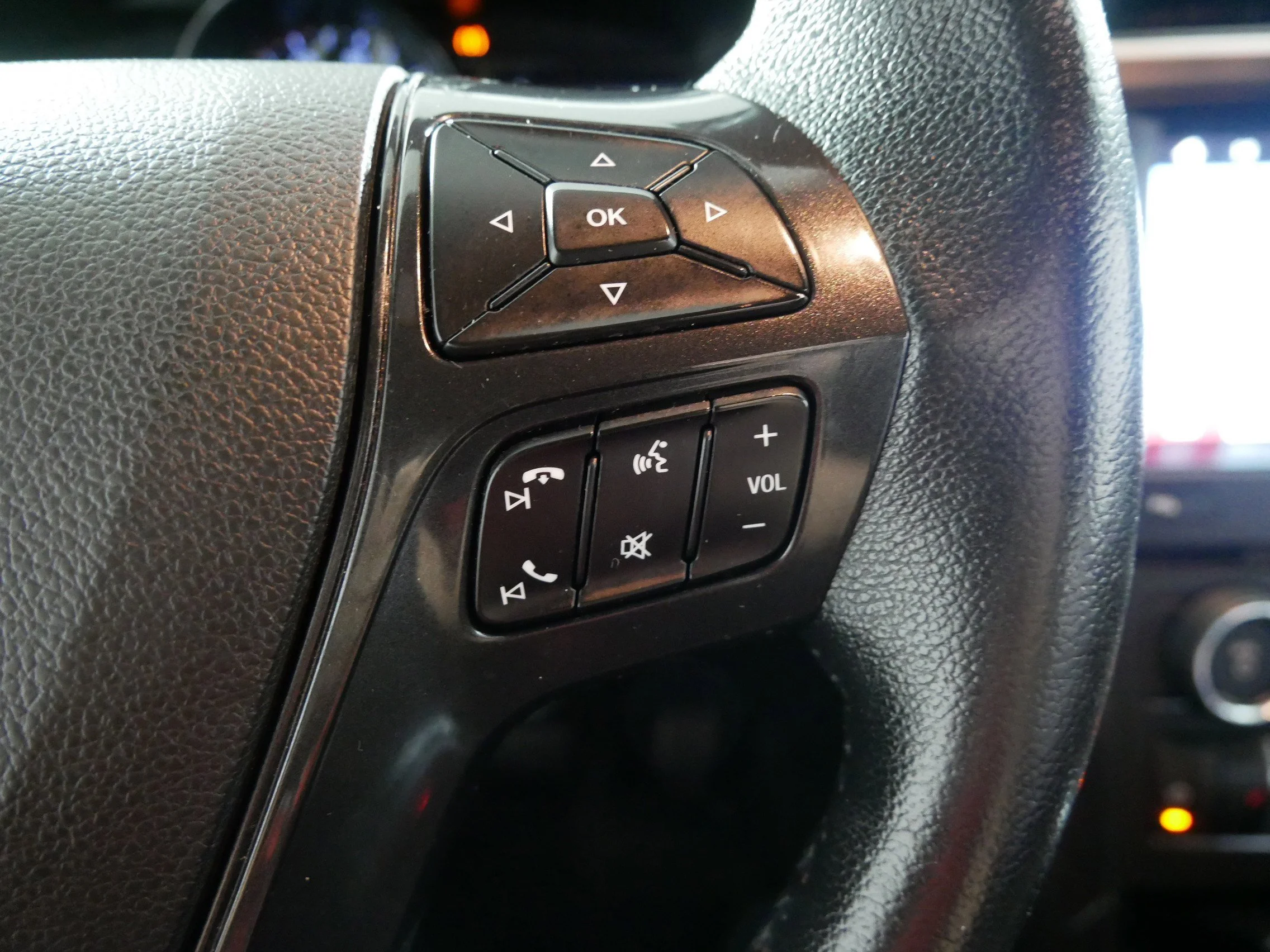 Used 2017 Ingot Silver Metallic Ford XLT image 28