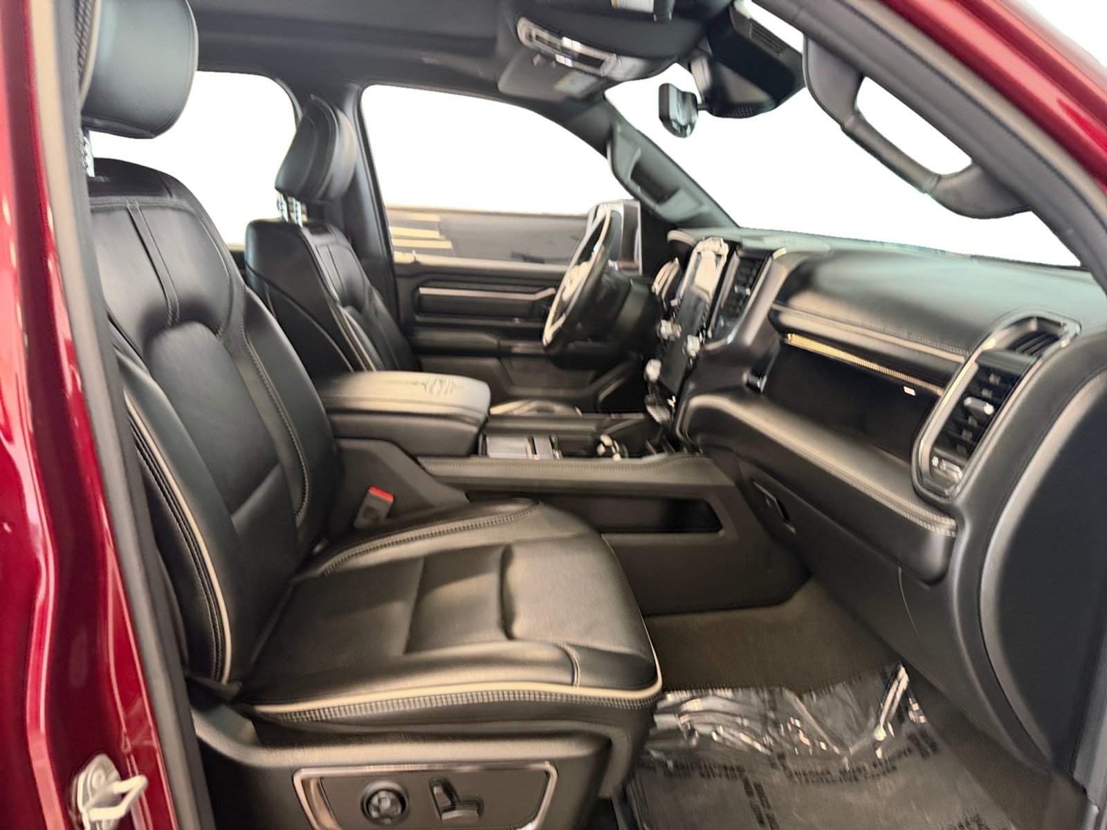 Used 2024 Delmonico Red Pearlcoat Ram Limited image 30