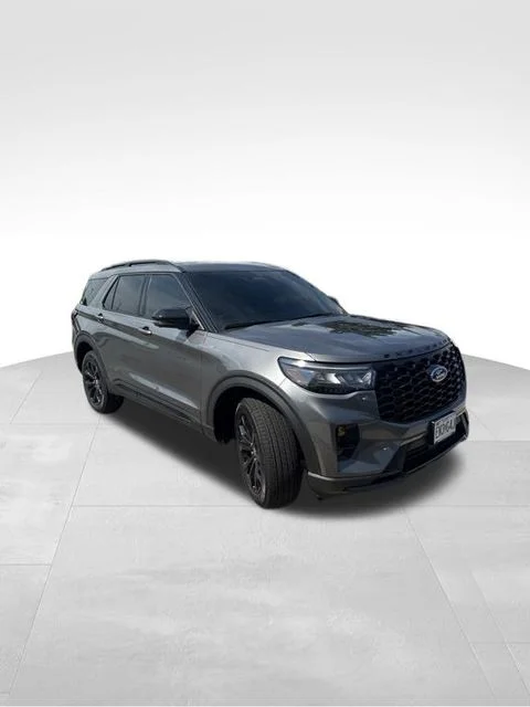 Used 2026 Gray Ford ST-Line image 3