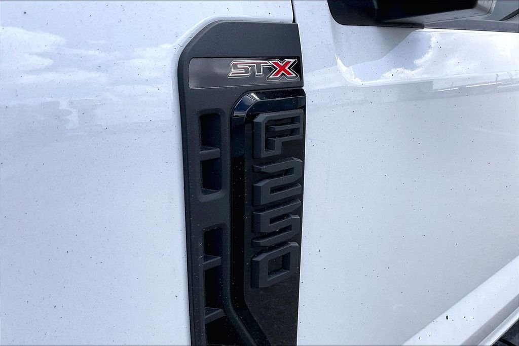 New 2026 Ford Super Duty F-250 XL 4D Crew Cab