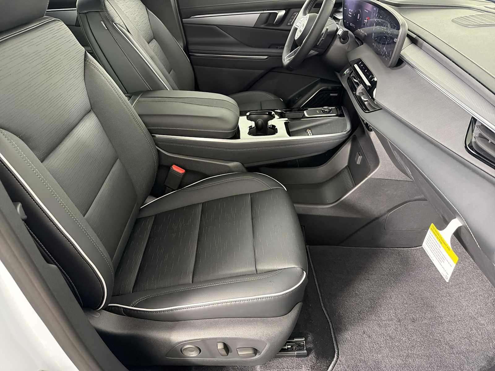 2026 Buick Enclave Sport Touring - Photo 11