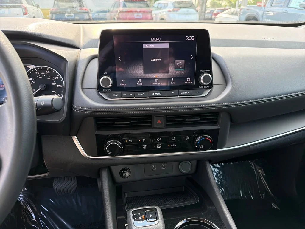 Certified Used 2024 White Nissan S image 23