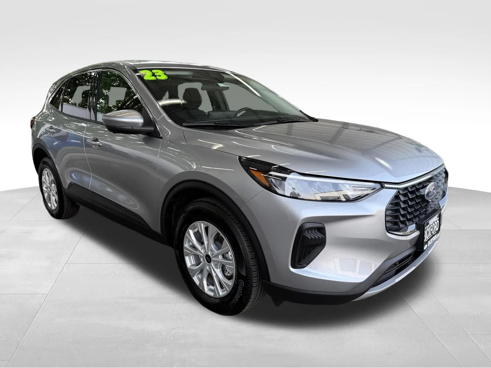 Used 2023 Silver Ford Active image 3
