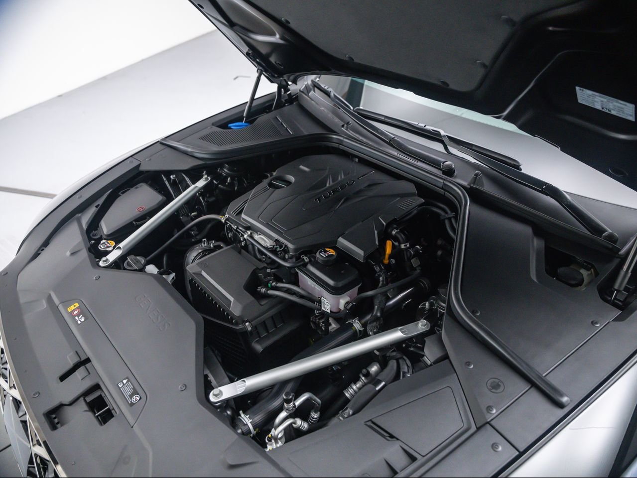New 2026 Vik Black Genesis 2.5T SPORT PRESTIGE image 11