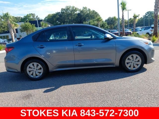 Used 2019 Gray Kia S image 3