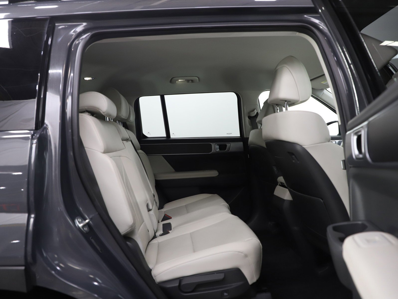 2025 Hyundai Santa Fe SEL - Photo 14