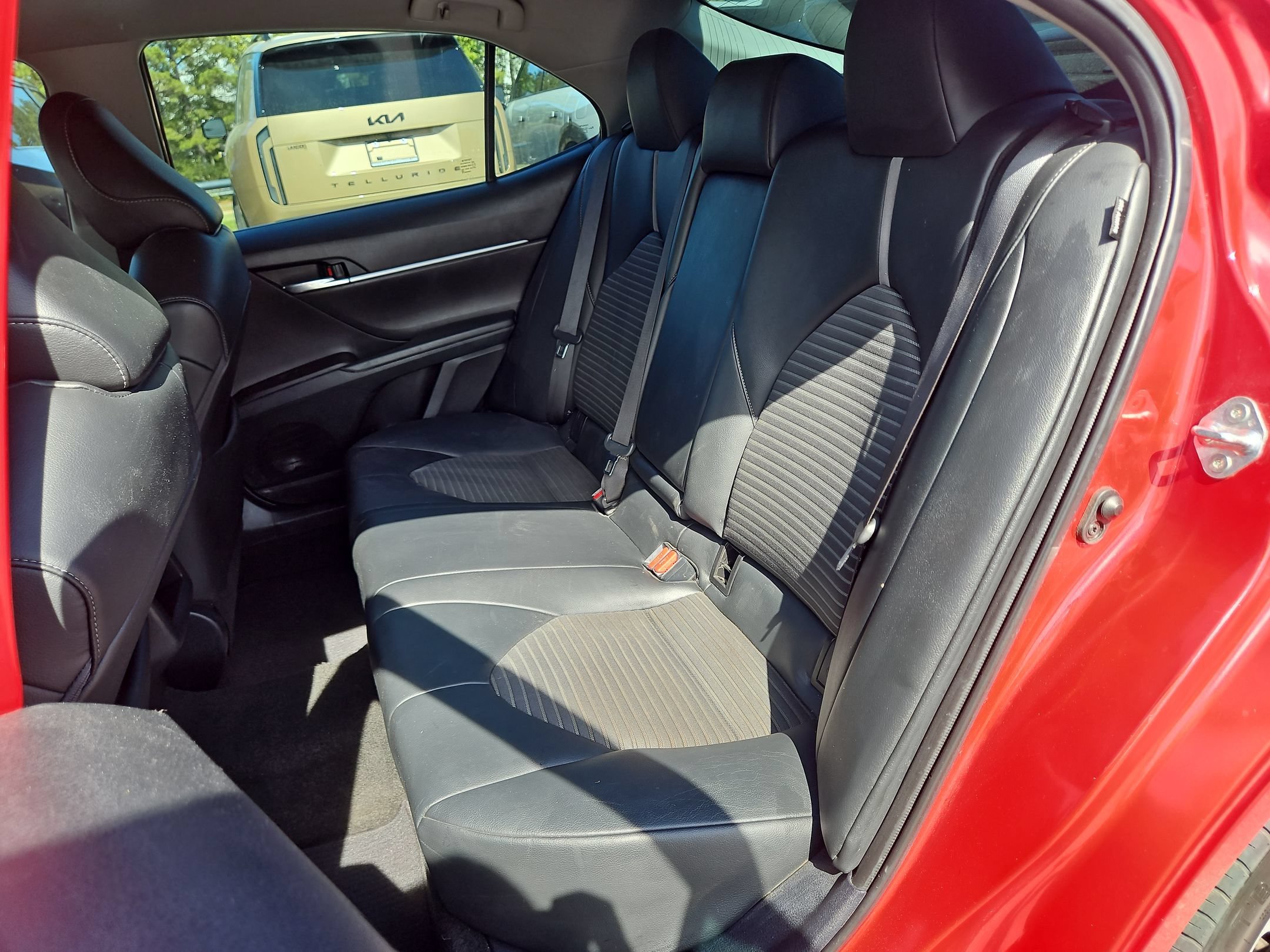 Used 2022 SUPERSONIC RED Toyota SE image 32