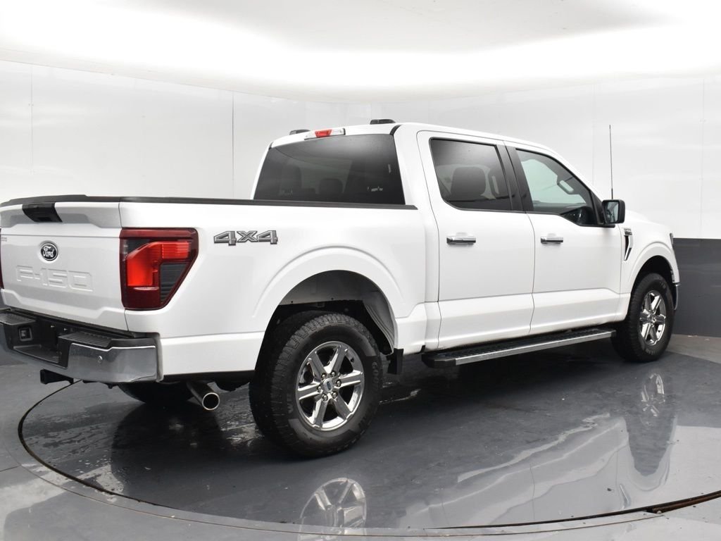 Used 2025 White Ford XLT image 19