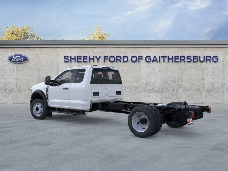 New 2026 Oxford White Ford XL image 5