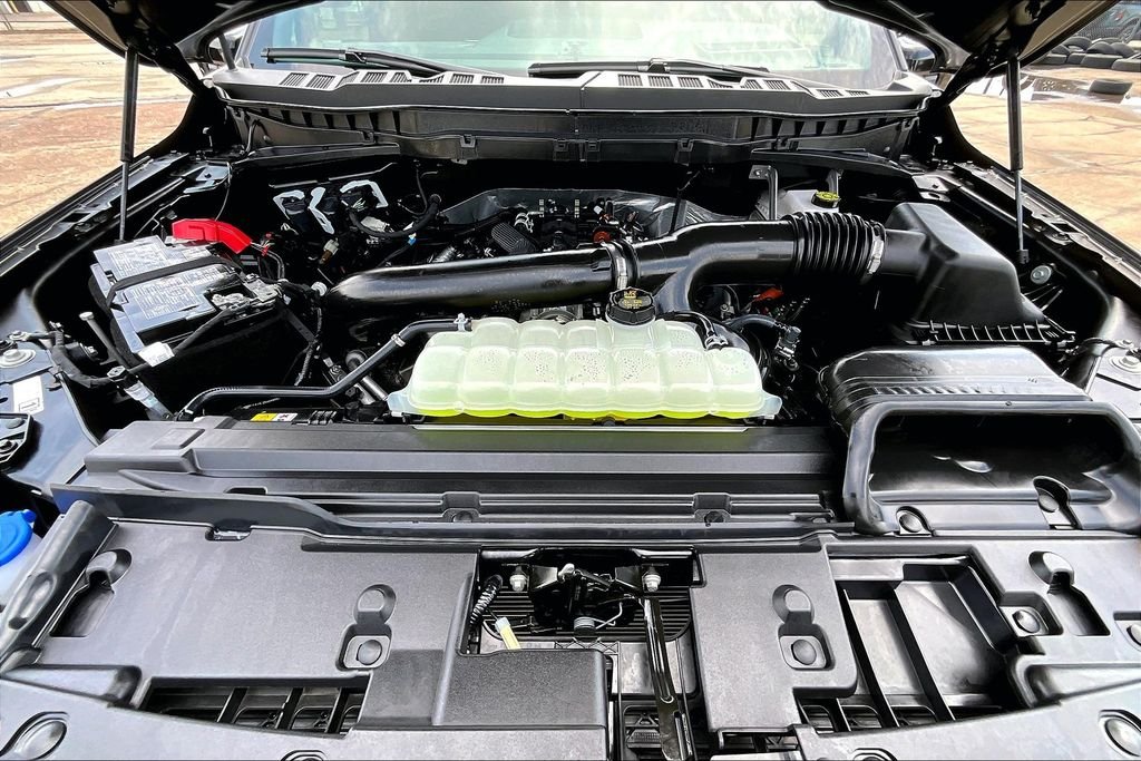 2025 Ford F-150 Platinum - Photo 9