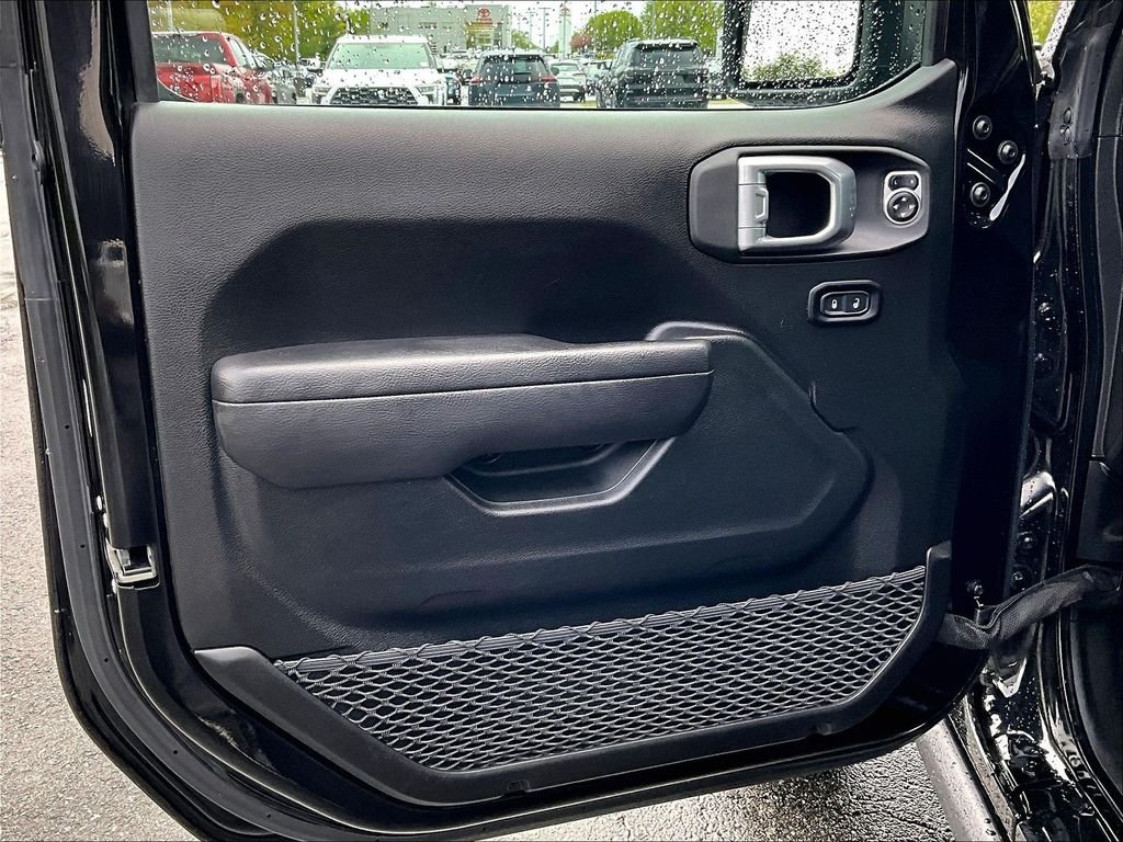 Used 2024 Black Jeep Willys image 9