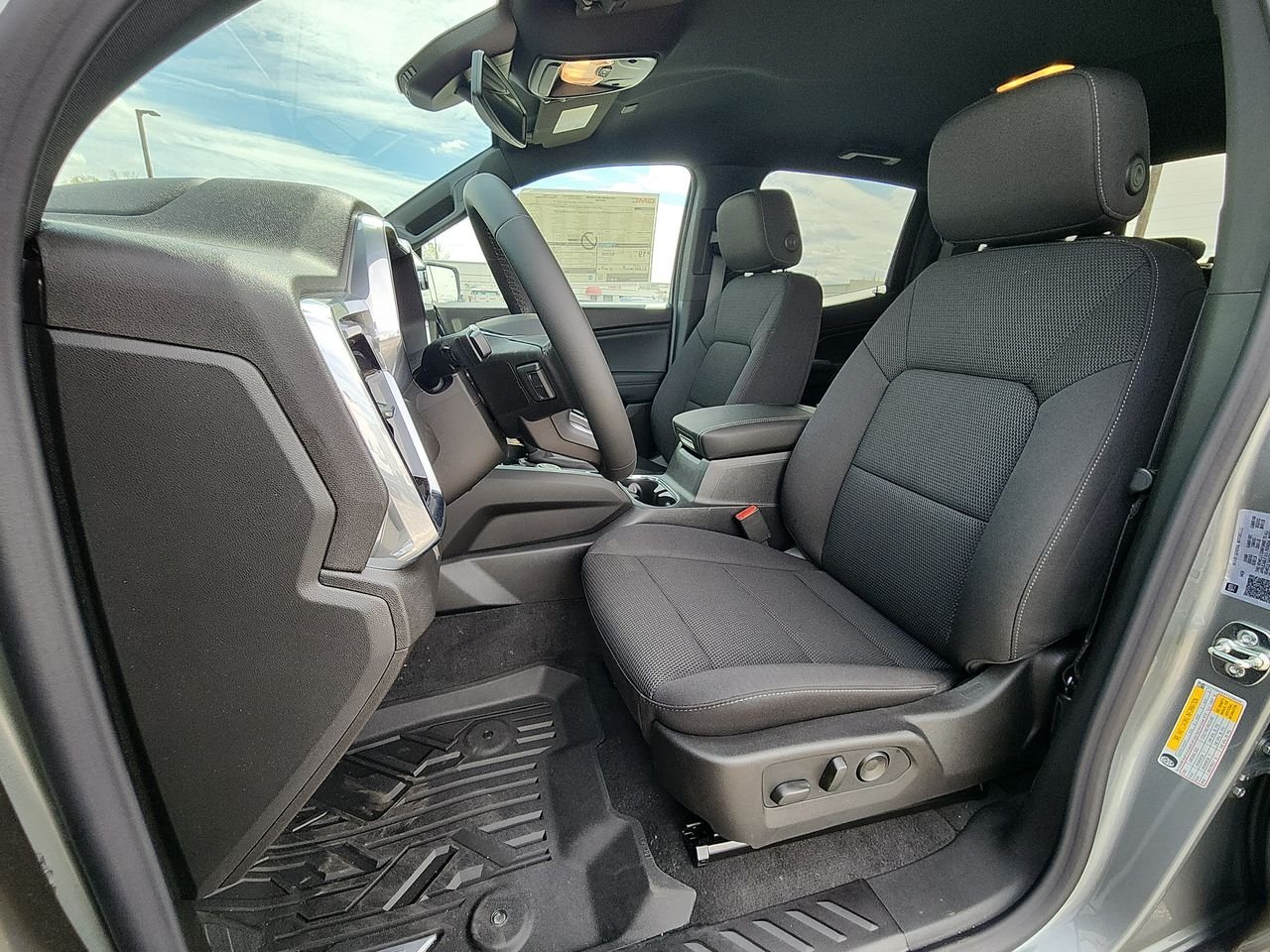 2026 GMC Canyon Elevation - Photo 11