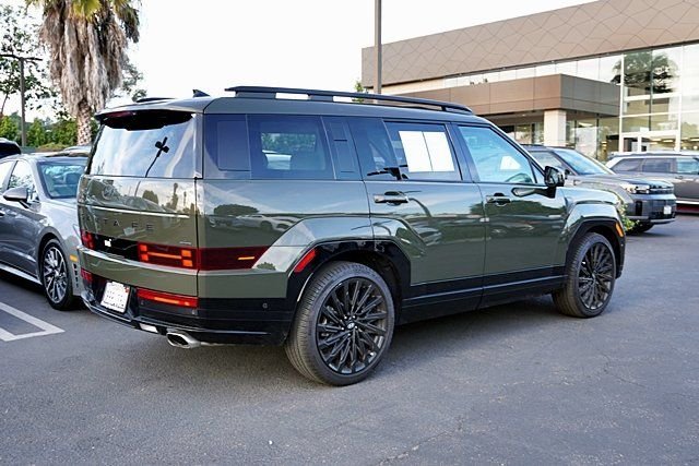 Used 2024 Green Hyundai Calligraphy image 8