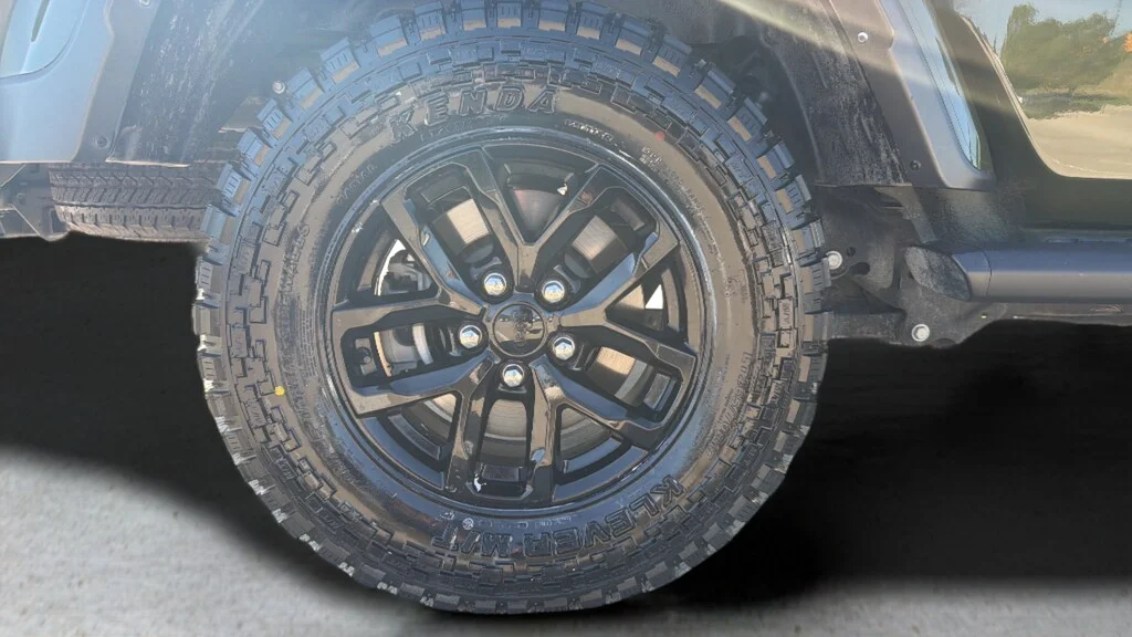 Used 2023 Sarge Green Jeep Sport image 25