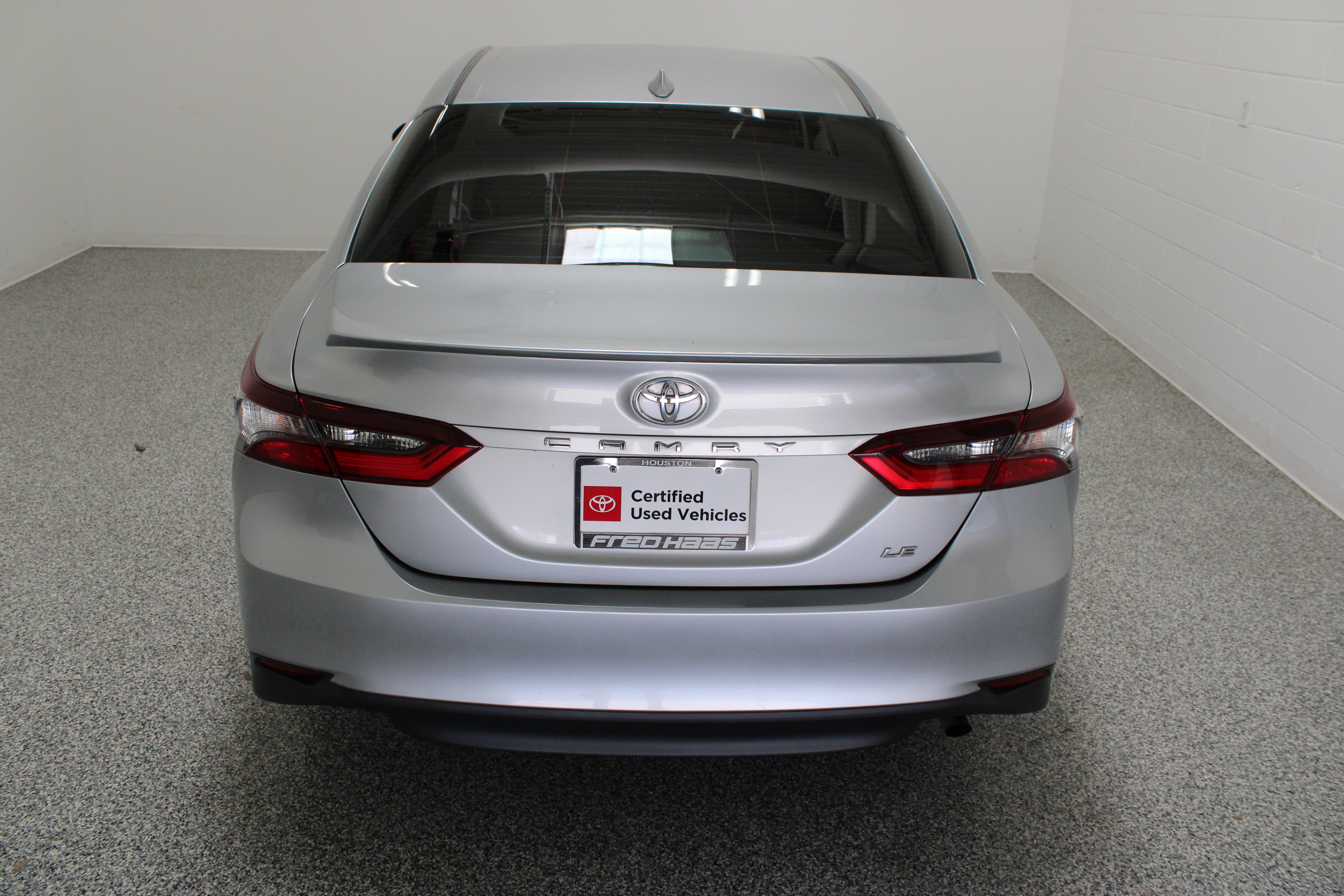 Certified Used 2022 Celestial Silver Metallic Toyota LE 2.5L image 8