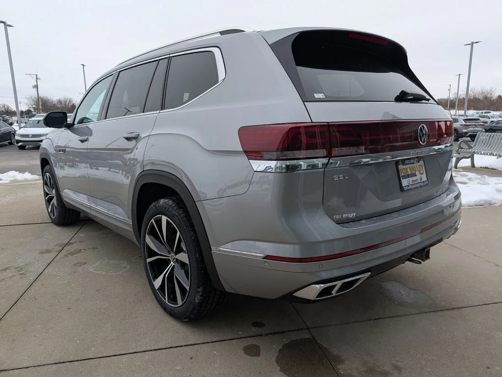 2026 Volkswagen Atlas SEL Premium R-Line - Photo 7