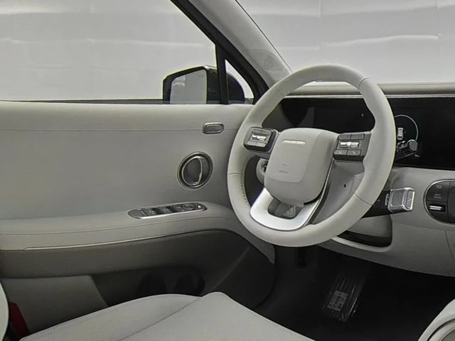 New 2026 Black Hyundai SEL Premium image 23
