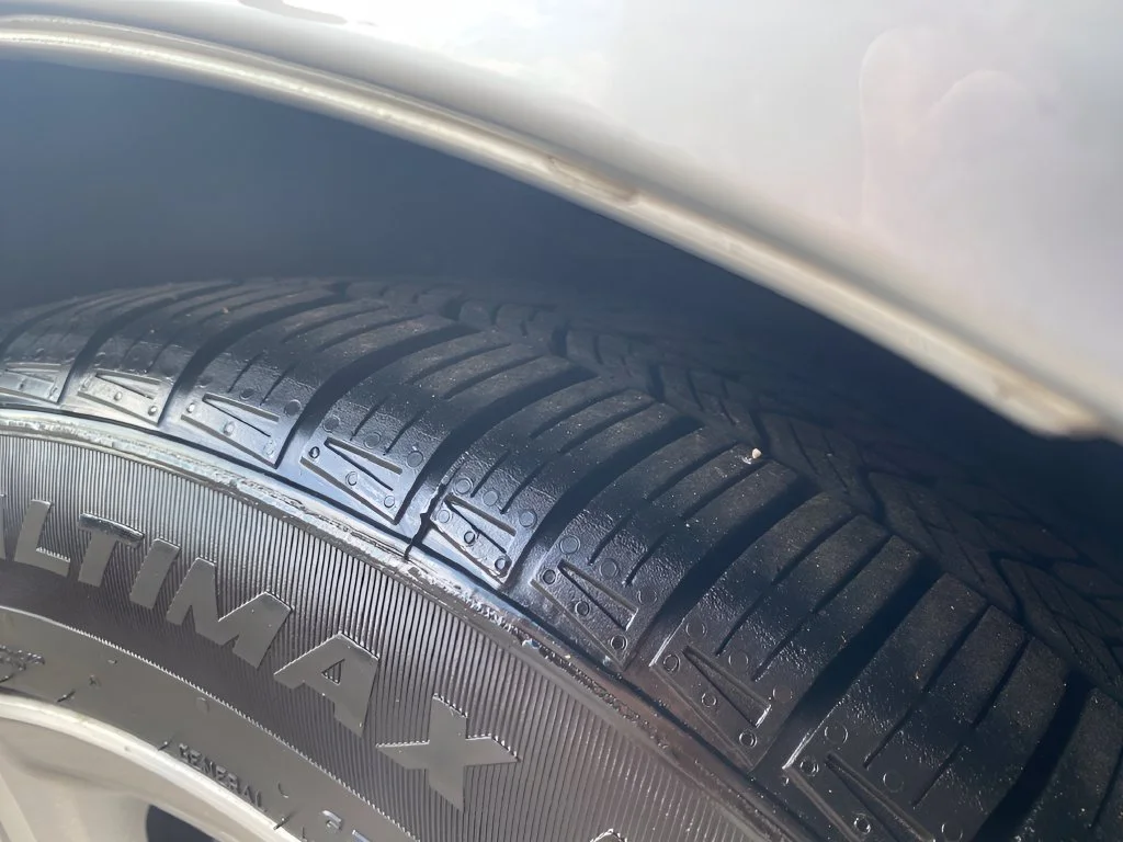 Used 2007 Silver Toyota XL image 36