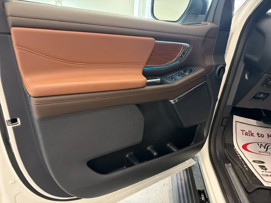 New 2027 White Ford King Ranch image 12
