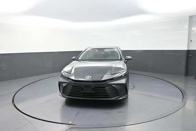 Used 2026  Toyota LE image 32