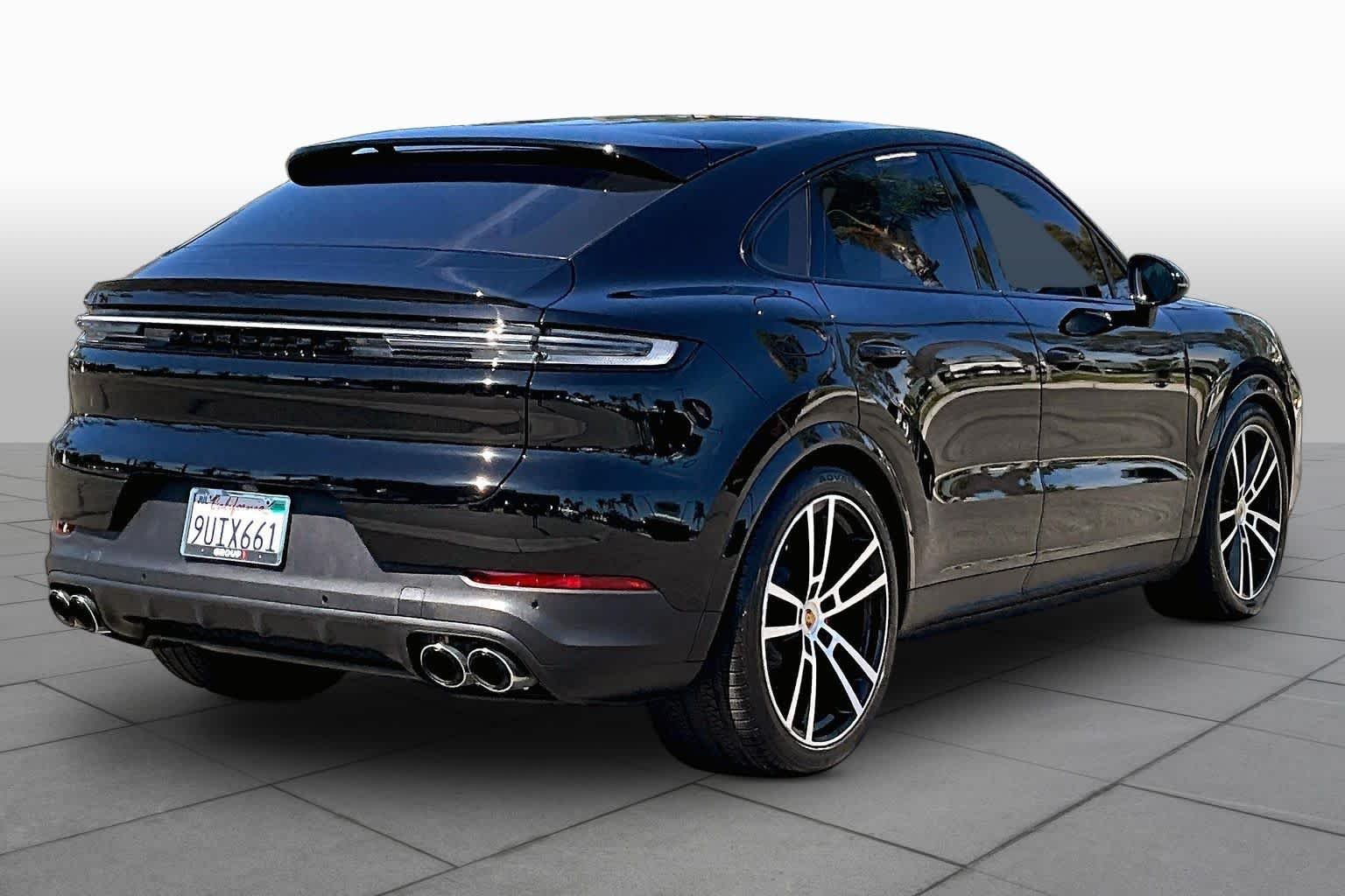 Used 2024  Porsche S image 12
